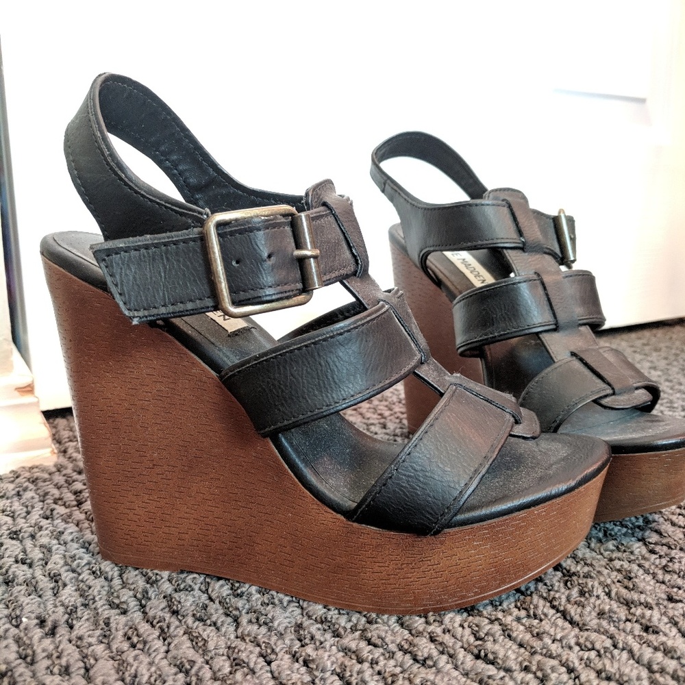 Steve Madden sandal platforms!